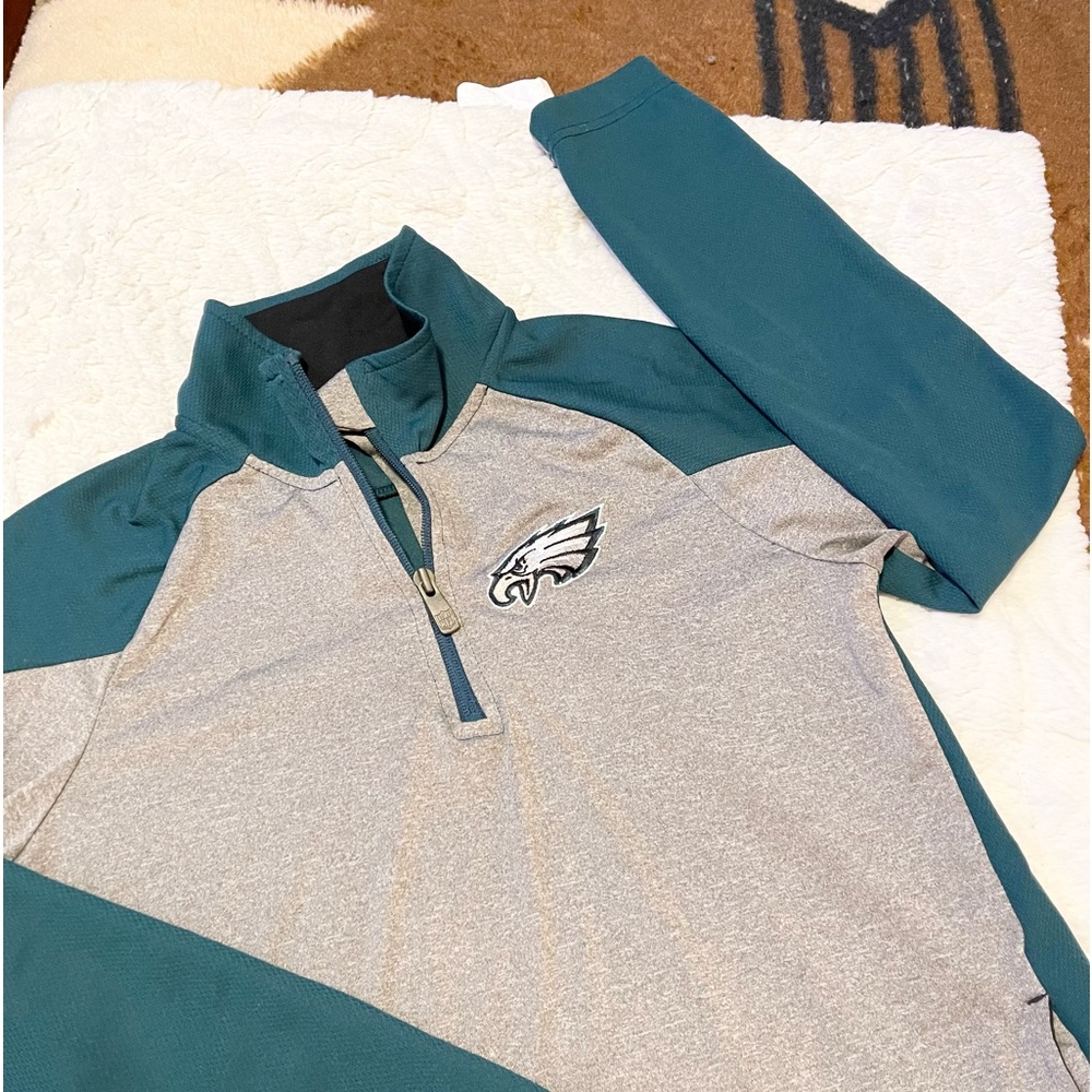 NFL Phila Eagles quarter zip pullover boys size 10-12 (m)fits woman’s size xs-s
